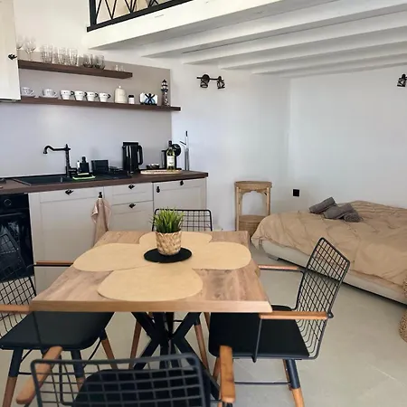 Holiday home Azure Breeze 1 Parasporos