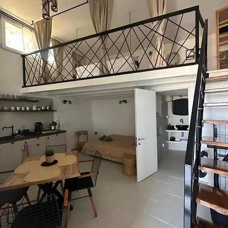 Holiday home Azure Breeze 1