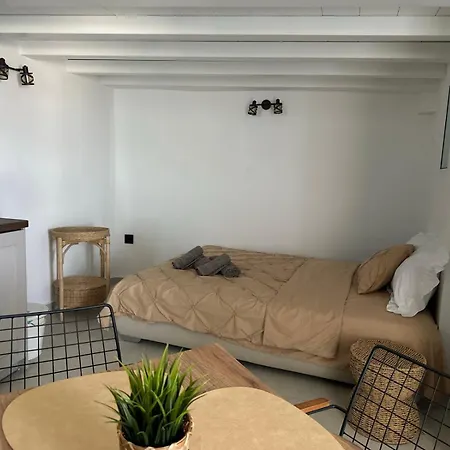 Azure Breeze 1 Holiday home *